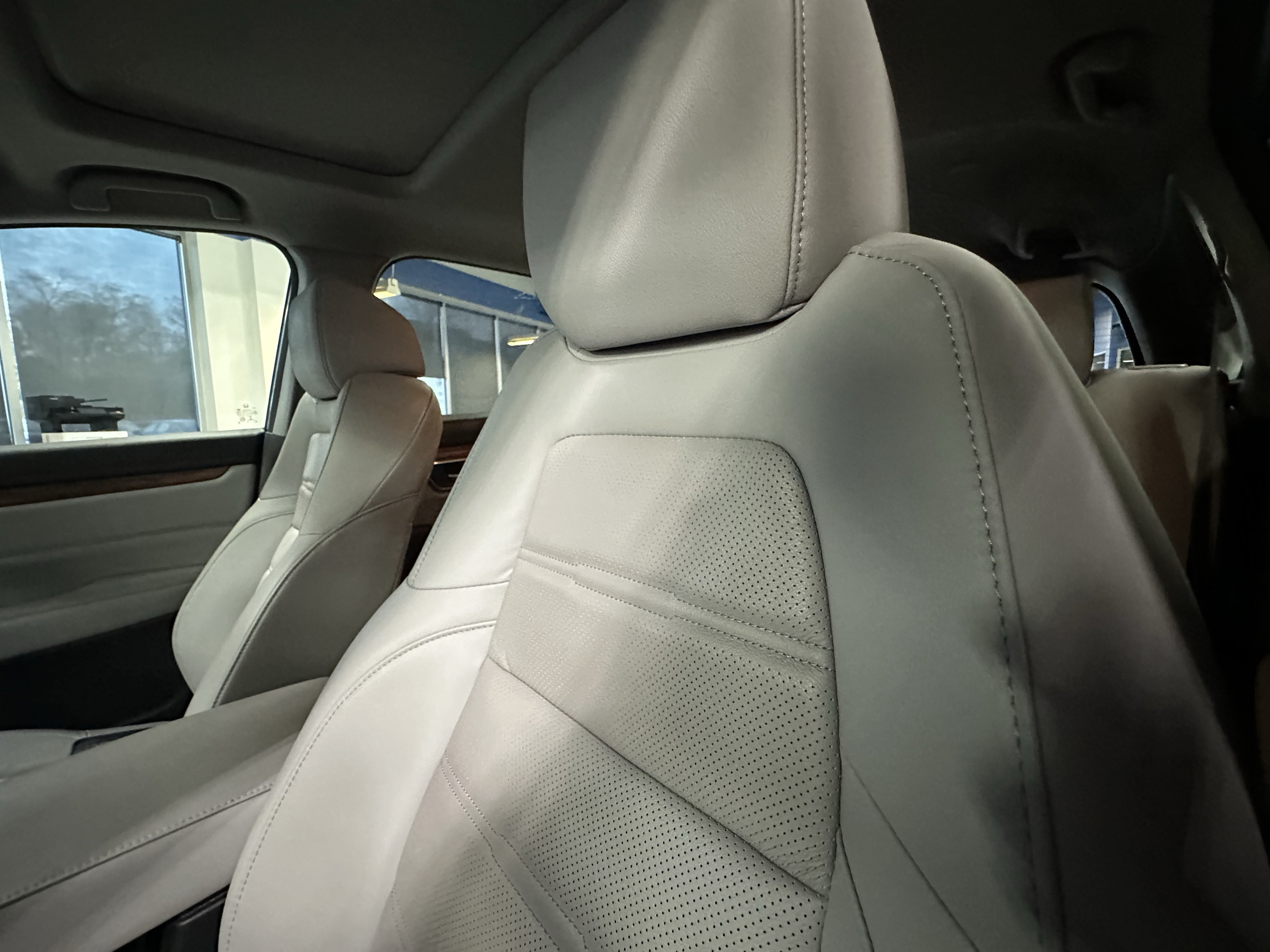 Used 2022 Honda CR-V EX-L image 10