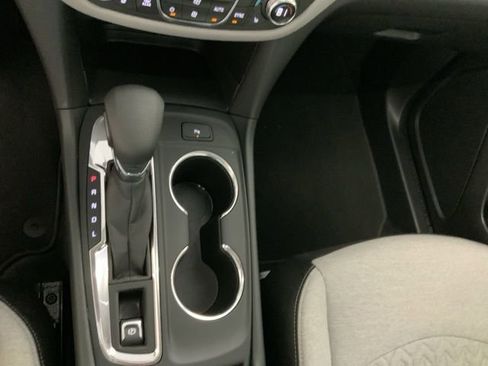 Used 2024 Chevrolet Equinox LT image 23