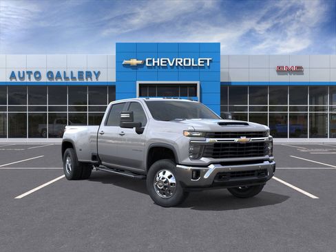 New 2026 Chevrolet Silverado 3500 LT image 1