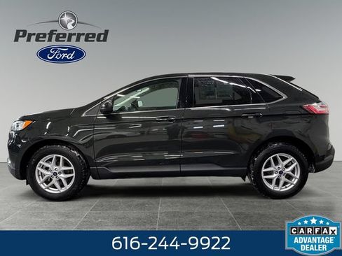 Used 2022 Ford Edge SEL w/ Convenience Package AWD/4WD image 4
