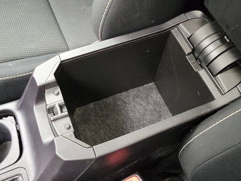 Used 2018 Toyota RAV4 XLE image 20