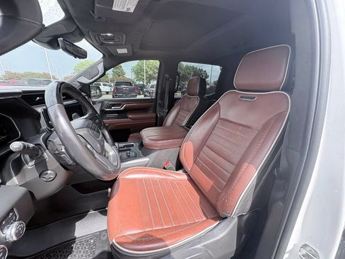 Used 2023 GMC Sierra 1500 Denali Ultimate AWD/4WD image 6