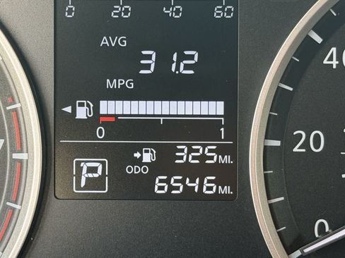 Certified 2025 Nissan Kicks Play S FWD image 17