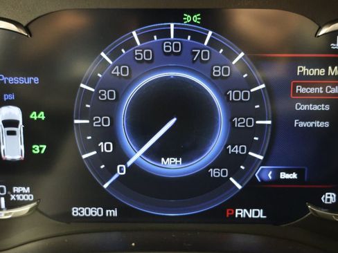 Used 2020 Cadillac Escalade Luxury AWD/4WD image 13