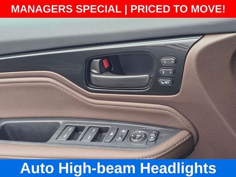 Used 2025 Honda Odyssey Touring image 23