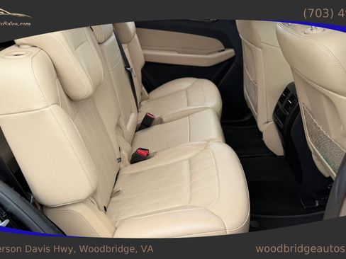 Used 2019 Mercedes-Benz GLS 450 4MATIC image 15