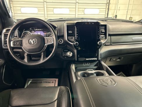 Used 2023 RAM 1500 Laramie AWD/4WD image 4
