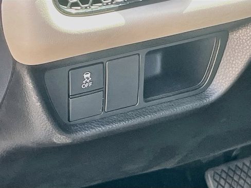 Used 2024 Honda HR-V EX-L image 10