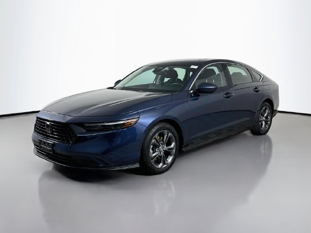 Used 2023 Honda Accord EX image 4