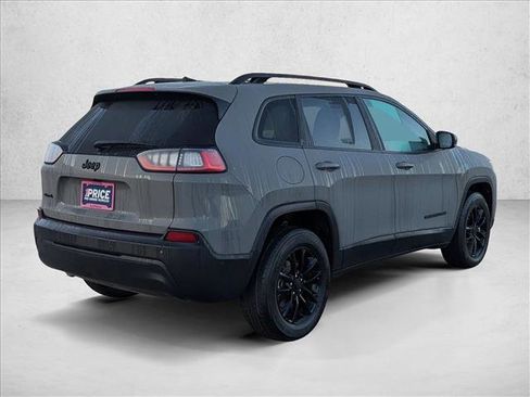 Used 2023 Jeep Cherokee Altitude Lux image 5