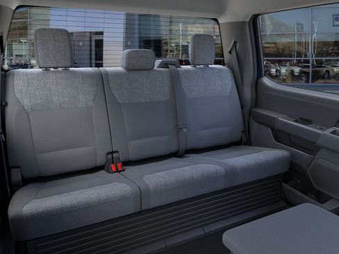 New 2026 Ford F250 XLT w/ XLT Premium Package AWD/4WD image 12