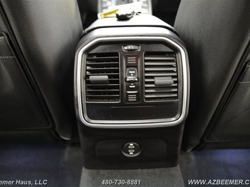 Used 2020 Porsche Macan S image 26