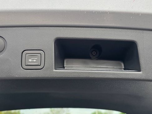 New 2026 GMC Terrain Elevation w/ Elevation Premium Package AWD/4WD image 31