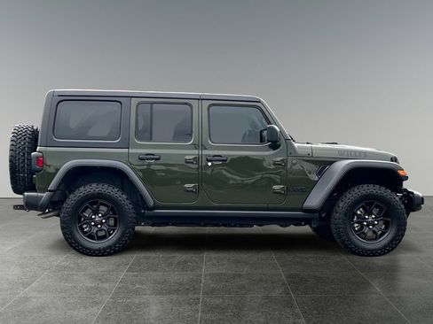 Used 2024 Jeep Wrangler Unlimited Sport AWD/4WD image 11