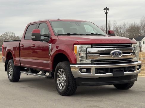 Used 2017 Ford F250 Lariat w/ Lariat Ultimate Package image 45