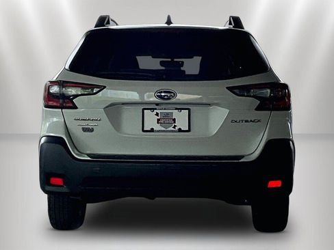Certified 2025 Subaru Outback Premium w/ Popular Package #1A AWD/4WD image 6