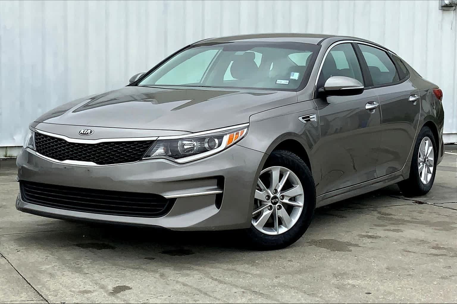 Used 2018 Kia Optima LX FWD image 35