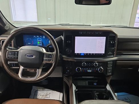 Used 2024 Ford F250 King Ranch w/ FX4 Off-Road Package image 4