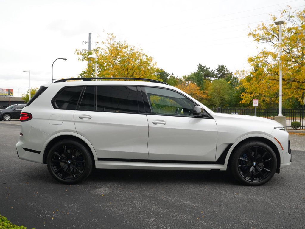 Used 2025 BMW X7 M60i w/ Executive Package AWD/4WD image 22