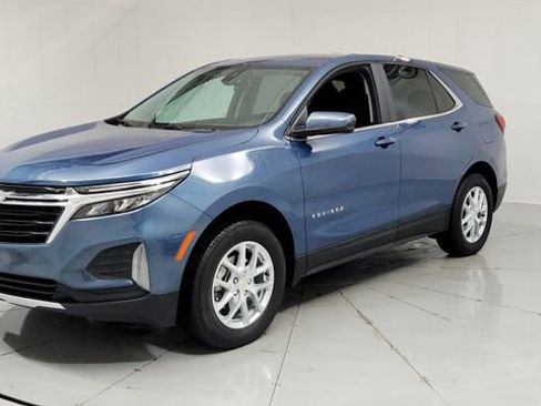 Certified 2024 Chevrolet Equinox LT w/ LPO, Floor Liner Package image 1