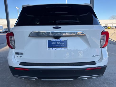 Certified 2023 Ford Explorer XLT w/ Equipment Group 202A image 6