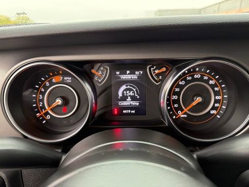 Used 2023 Jeep Wrangler Sport S image 18