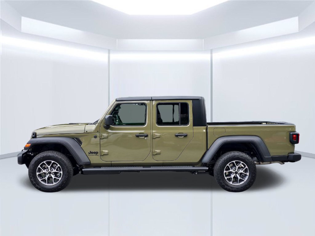 New 2026 Jeep Gladiator Sport AWD/4WD image 16
