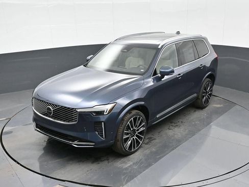 New 2026 Volvo XC90 B6 Plus w/ Protection Package Premier AWD/4WD image 22