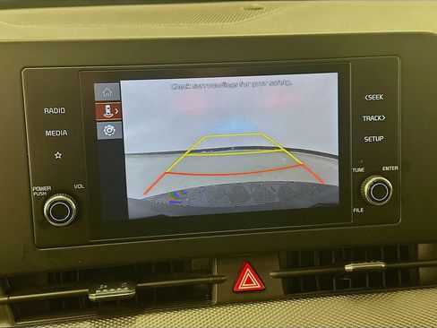 Used 2025 Kia Sportage LX image 23
