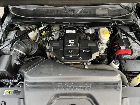 Used 2019 RAM 2500 Big Horn image 30