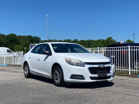 Used 2014 Chevrolet Malibu LS FWD image 1