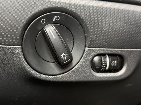 Used 2014 Volkswagen Jetta S FWD image 22