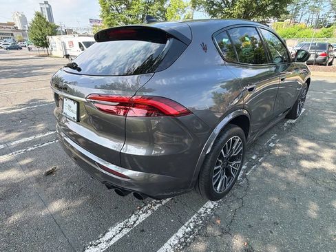 Used 2023 Maserati Grecale Modena AWD/4WD image 7