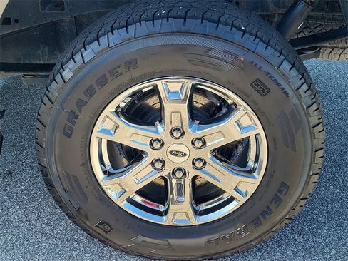 Used 2022 Ford F150 XLT w/ Equipment Group 302A High image 13