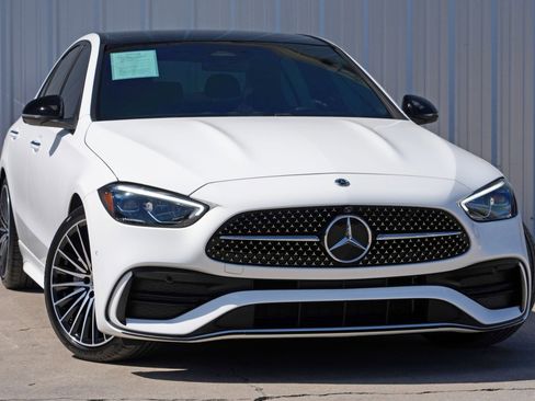 Used 2025 Mercedes-Benz C 300 Sedan w/ AMG Line w/ Night Package image 4