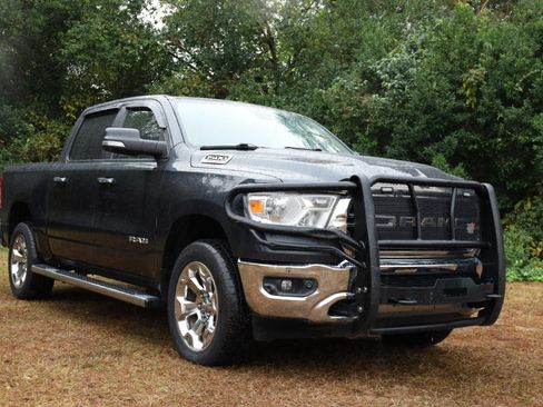 Used 2020 RAM 1500 Big Horn image 6