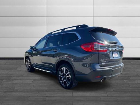 Used 2023 Subaru Ascent Limited AWD/4WD image 5