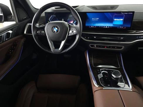 Used 2024 BMW X5 xDrive40i w/ Premium Package image 17