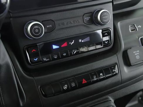 New 2024 RAM ProMaster 2500 w/ Quick Order Package 22H SLT+ image 13