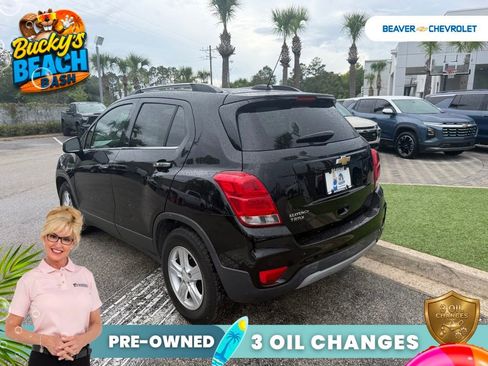 Used 2020 Chevrolet Trax LT w/ Driver Confidence Package FWD image 6