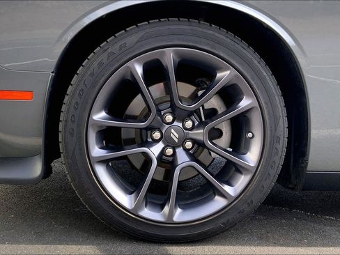 Used 2023 Dodge Challenger R/T w/ T/A Package image 7