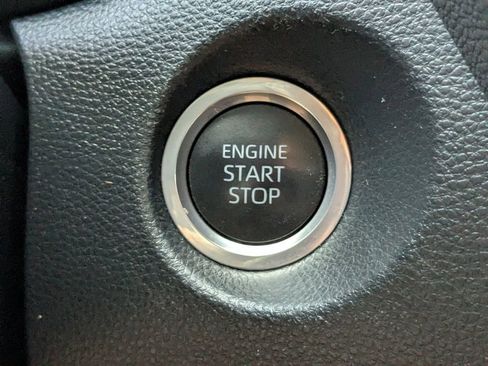 Used 2023 Toyota Corolla Cross XLE w/ Convenience Package image 26