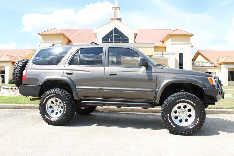 Used 1998 Toyota 4Runner Limited AWD/4WD image 3