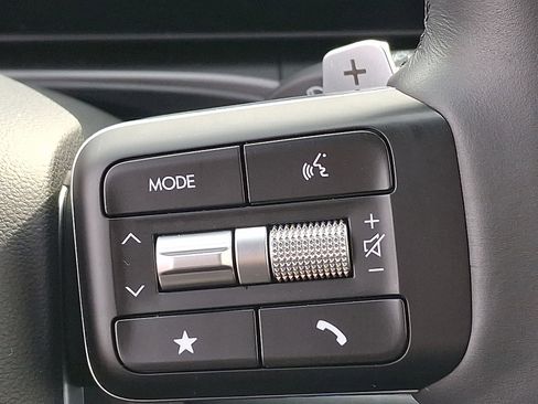 Used 2025 Hyundai Santa Fe SEL image 22