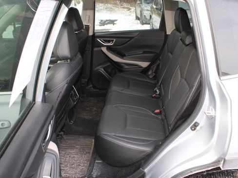 Used 2023 Subaru Forester Limited image 18