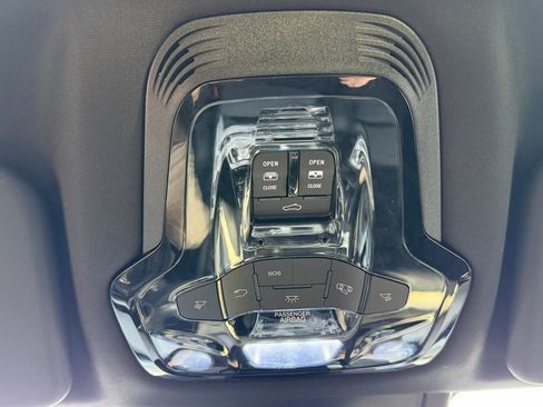 Used 2024 Alfa Romeo Stelvio Veloce image 31