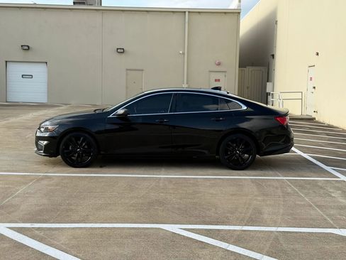 Used 2018 Chevrolet Malibu LT w/ Redline Edition FWD image 5