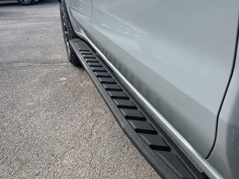 Used 2024 Chevrolet Silverado 1500 ZR2 w/ Technology Package AWD/4WD image 26