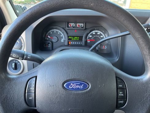 Used 2009 Ford E-350 and Econoline 350 XL image 34