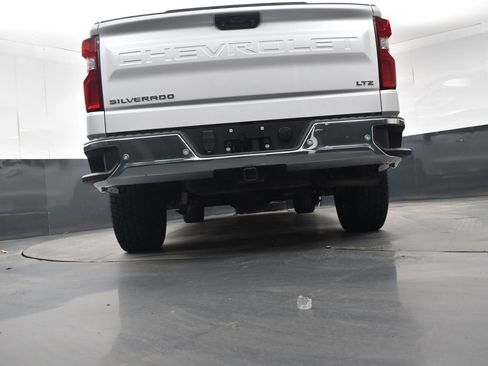 Used 2022 Chevrolet Silverado 1500 LTZ w/ LTZ Convenience Package II image 26
